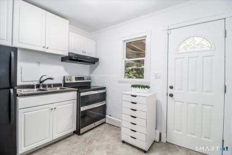 10 Hillcrest Court Ridgefield CT 06877