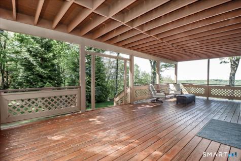 10 Hillcrest Court Ridgefield CT 06877