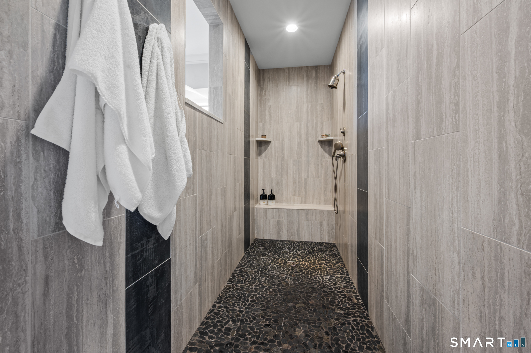 515 Cedar Ridge Drive Glastonbury CT 06033