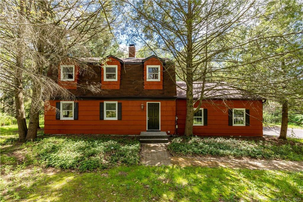 16 Bridle Road New Milford CT 06776