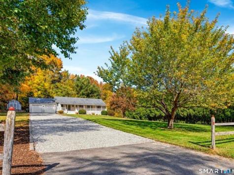 3 Rachel Lane Essex CT 06442