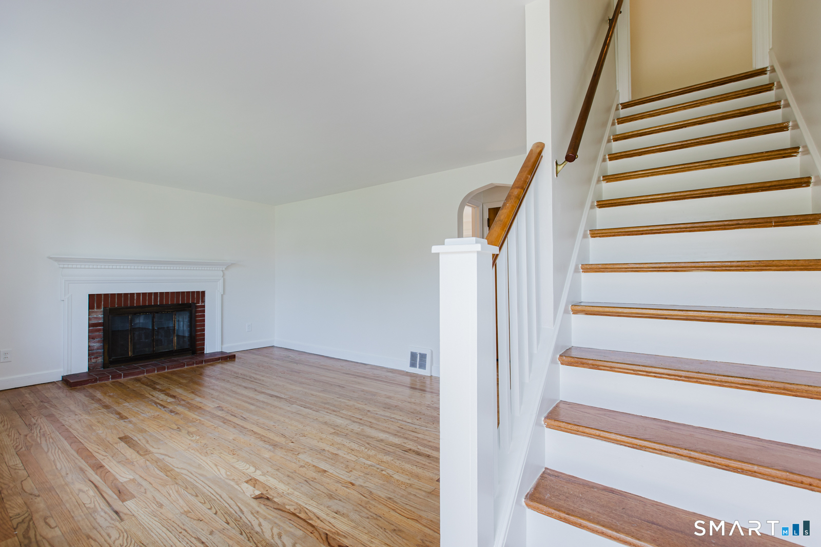 41 Stillson Place Fairfield CT 06824