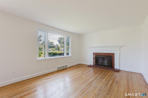 41 Stillson Place Fairfield CT 06824