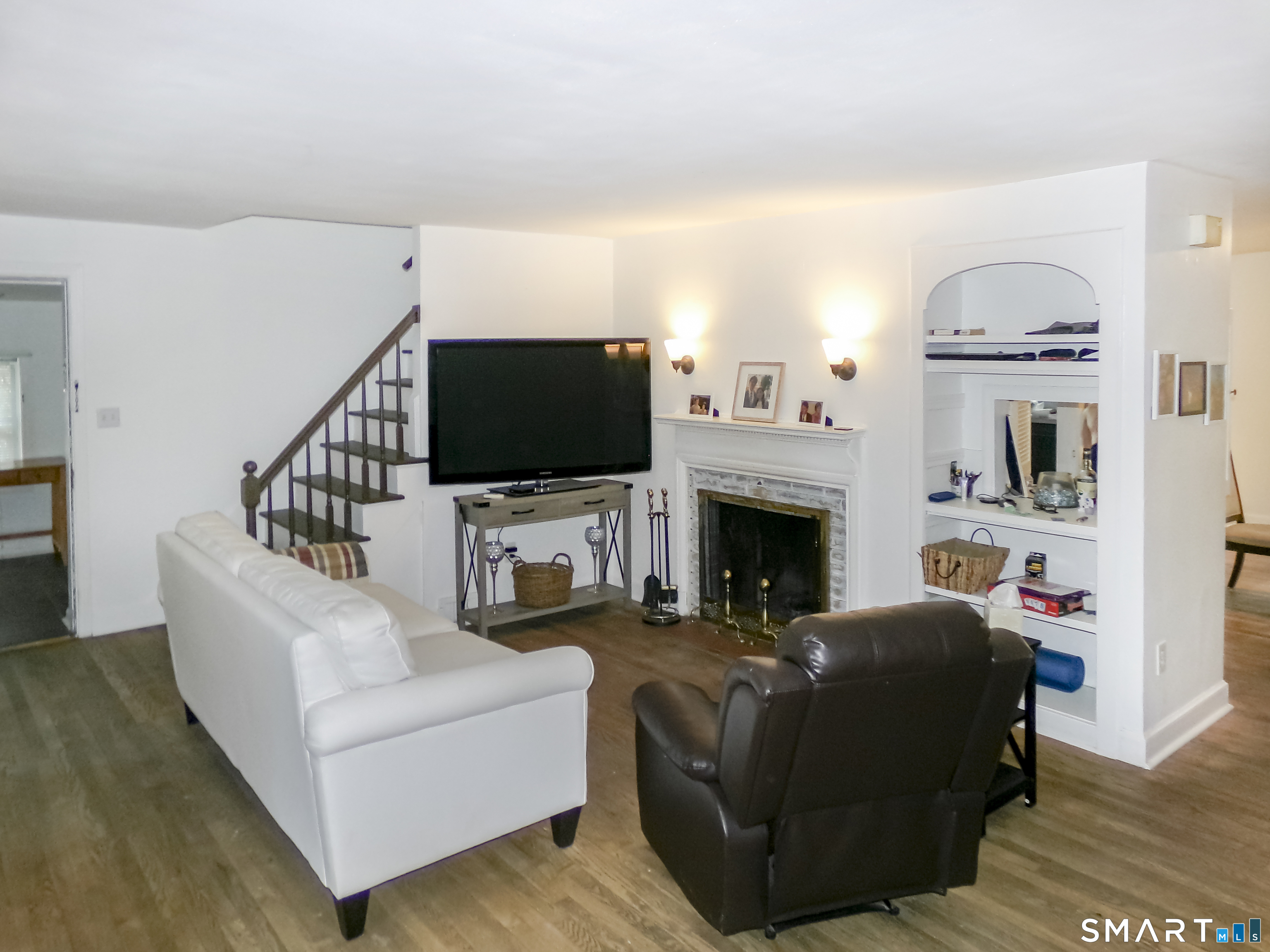20 Lone Oak Avenue Waterbury CT 06710