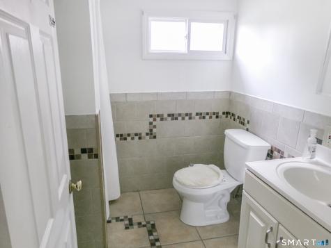 20 Lone Oak Avenue Waterbury CT 06710