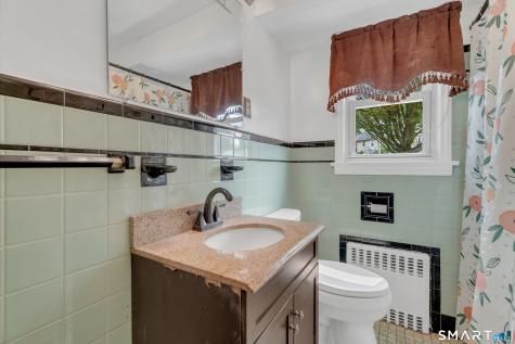 599 Laurel Street East Haven CT 06512