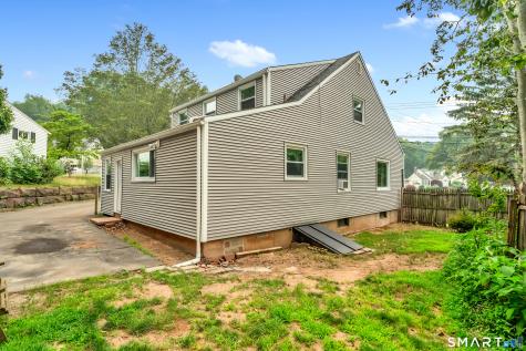 599 Laurel Street East Haven CT 06512