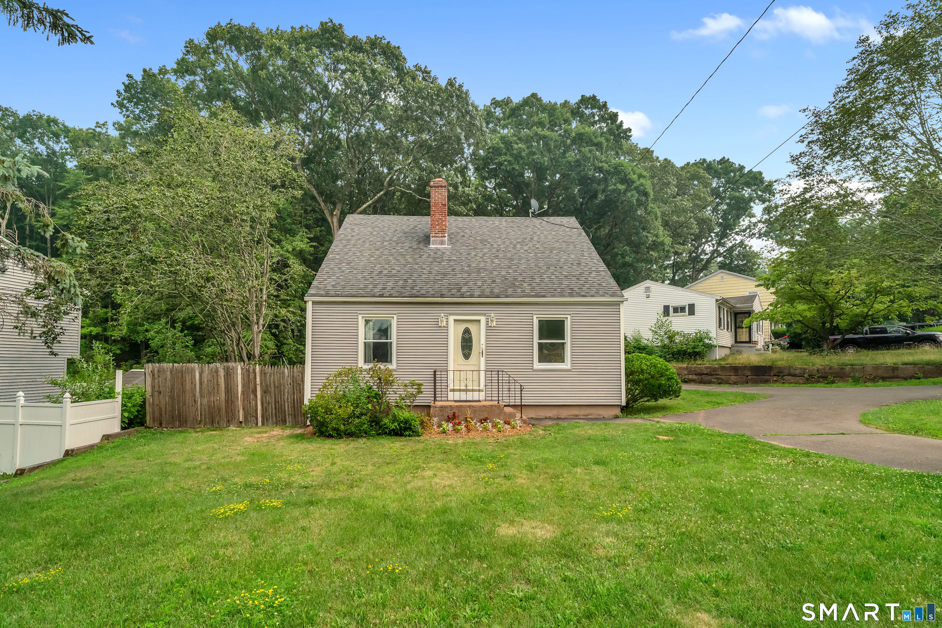 599 Laurel Street East Haven CT 06512