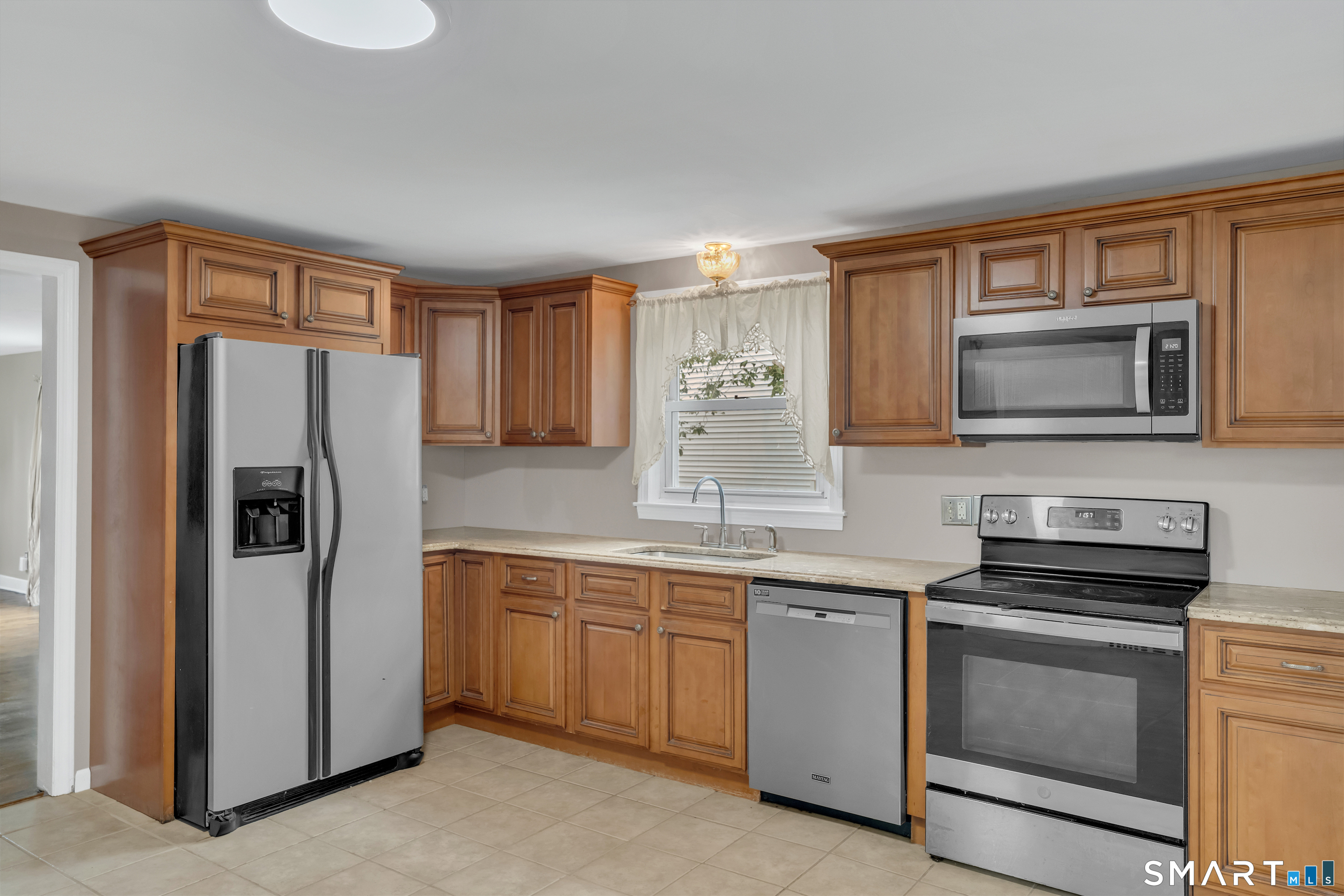 599 Laurel Street East Haven CT 06512
