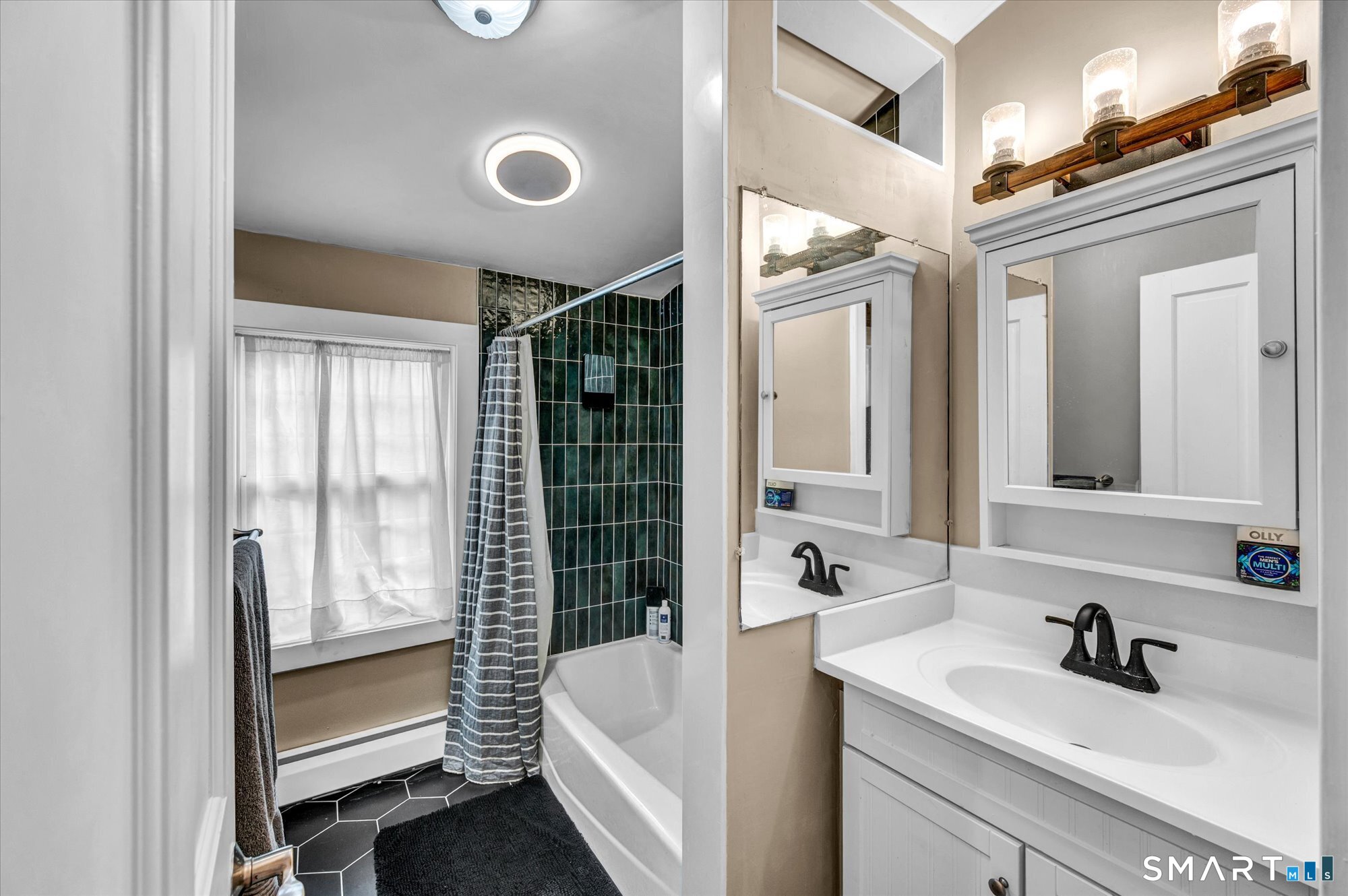 566 Maple Street Litchfield CT 06759