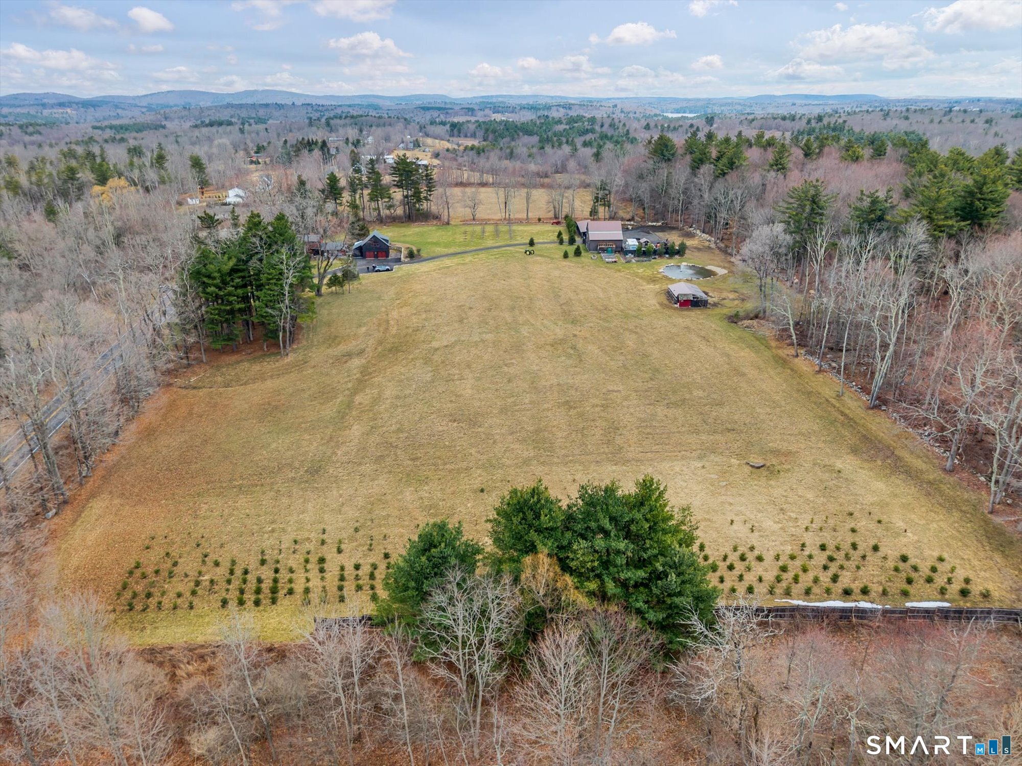 566 Maple Street Litchfield CT 06759