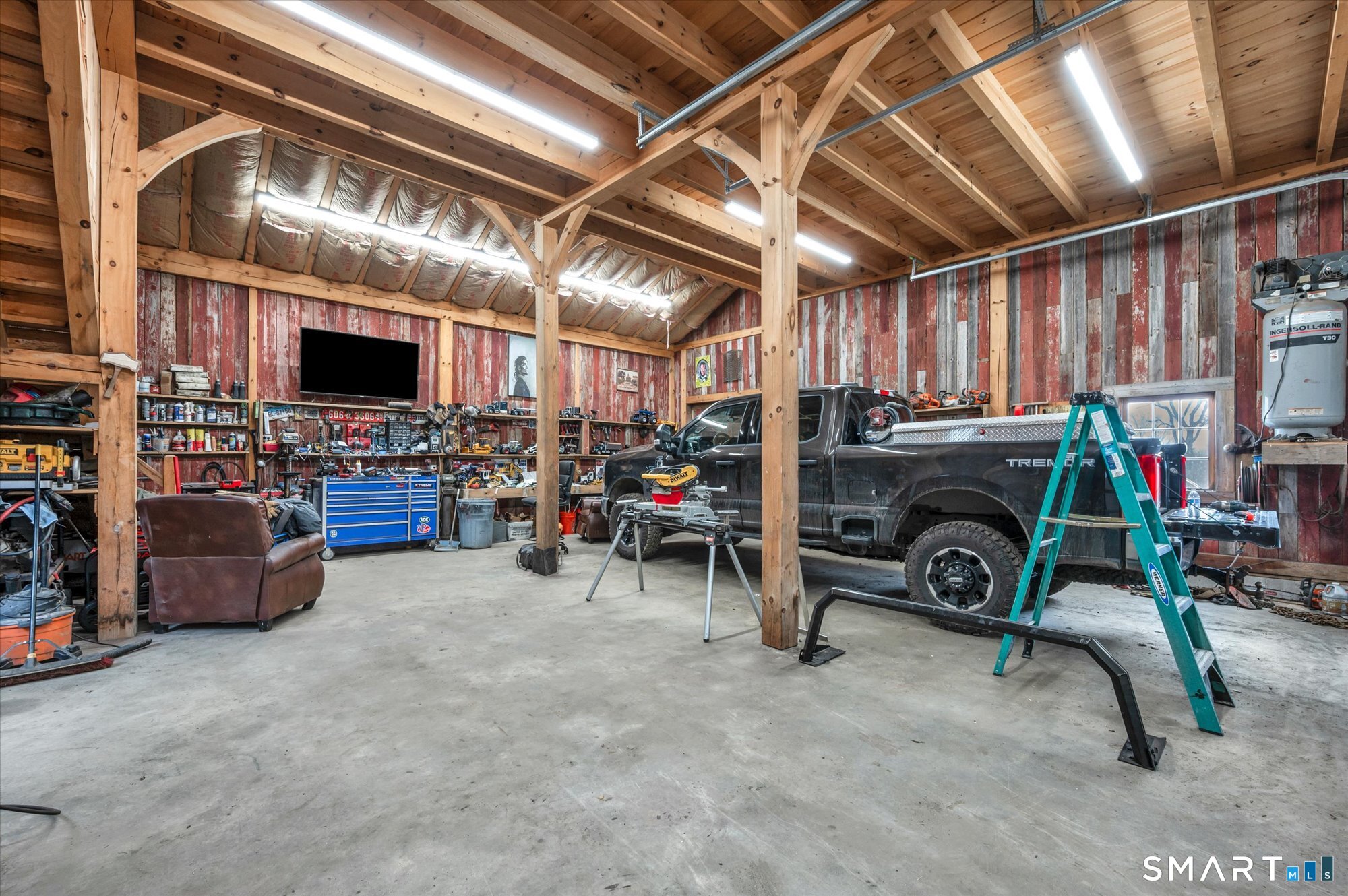 566 Maple Street Litchfield CT 06759