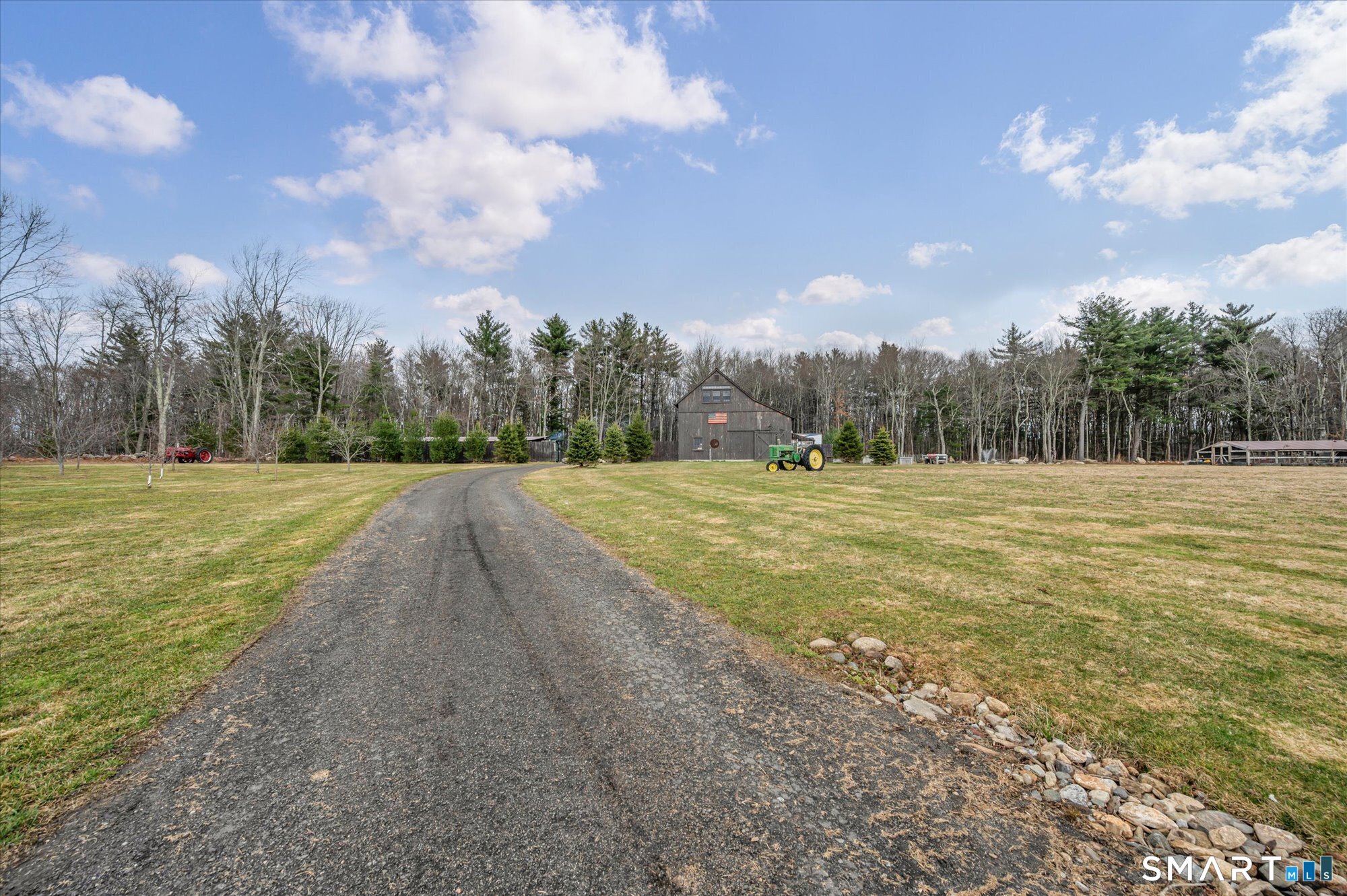 566 Maple Street Litchfield CT 06759