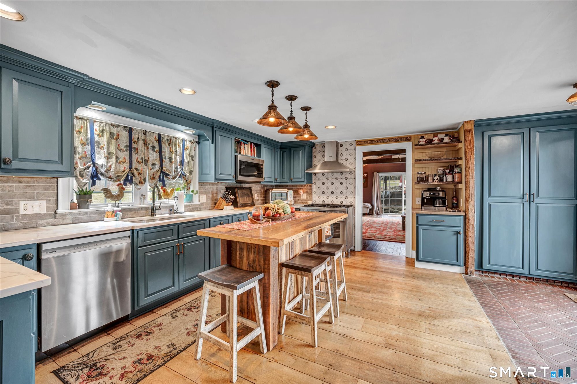 566 Maple Street Litchfield CT 06759