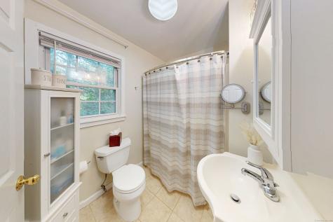 1 Whippoorwill Lane Brookfield CT 06804