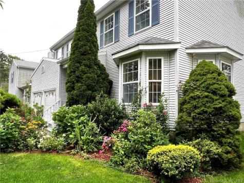 6 Acacia Drive Norwalk CT 06855