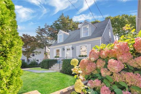 55 Charles Street Fairfield CT 06824