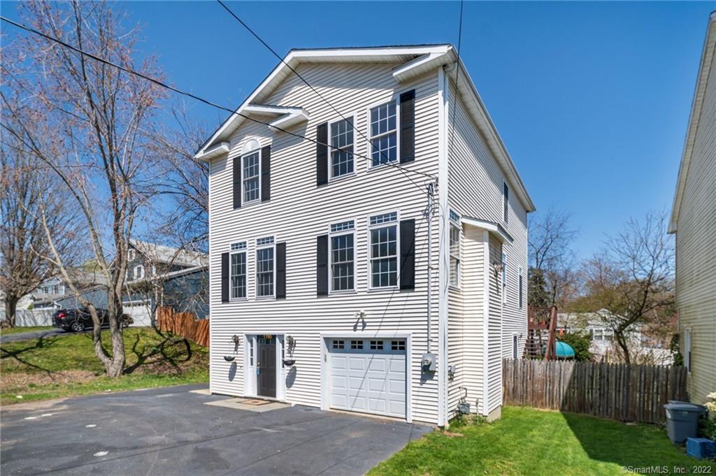 1780 Stratfield Road Fairfield CT 06825