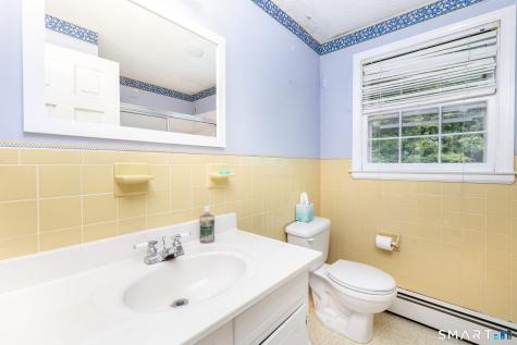 44 West District Road Farmington CT 06085