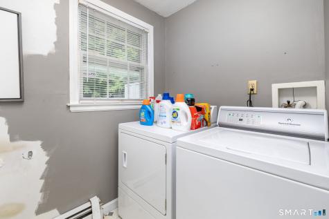 44 West District Road Farmington CT 06085