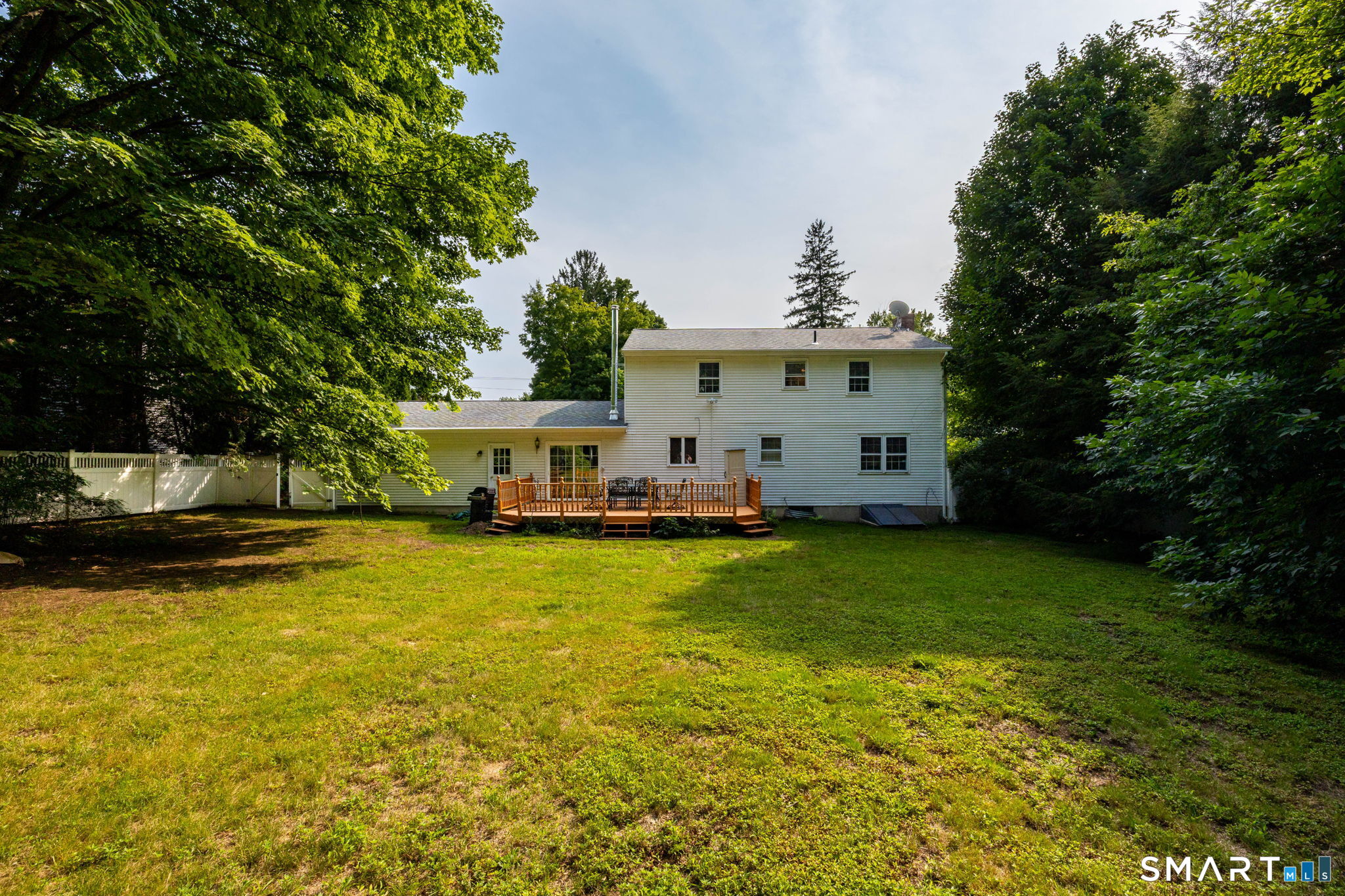 44 West District Road Farmington CT 06085