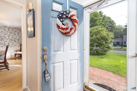 44 West District Road Farmington CT 06085