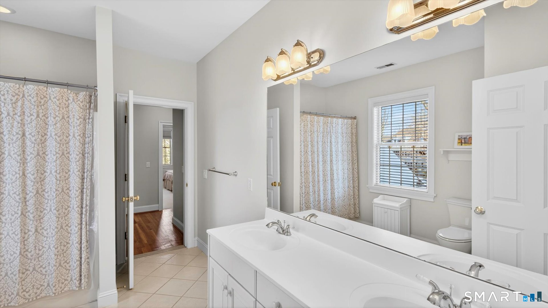 7 School House Lane Simsbury CT 06070