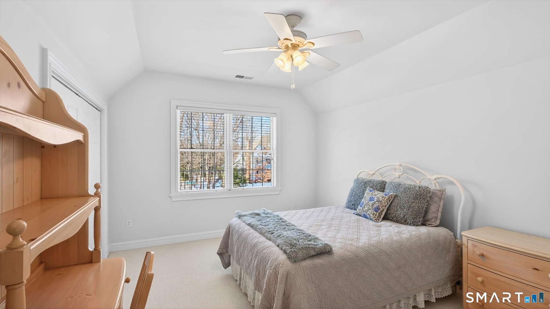 7 School House Lane Simsbury CT 06070