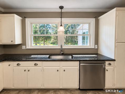 18 Overlook Road Ledyard CT 06335
