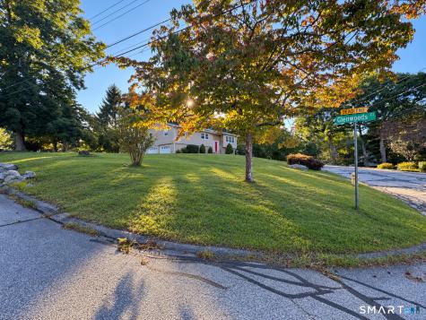 18 Overlook Road Ledyard CT 06335