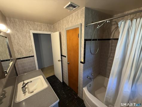 35 Preston Drive Meriden CT 06450