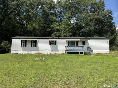 130 Williams Road Montville CT 06370