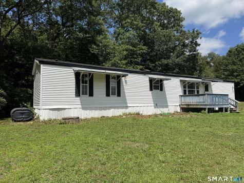 130 Williams Road Montville CT 06370