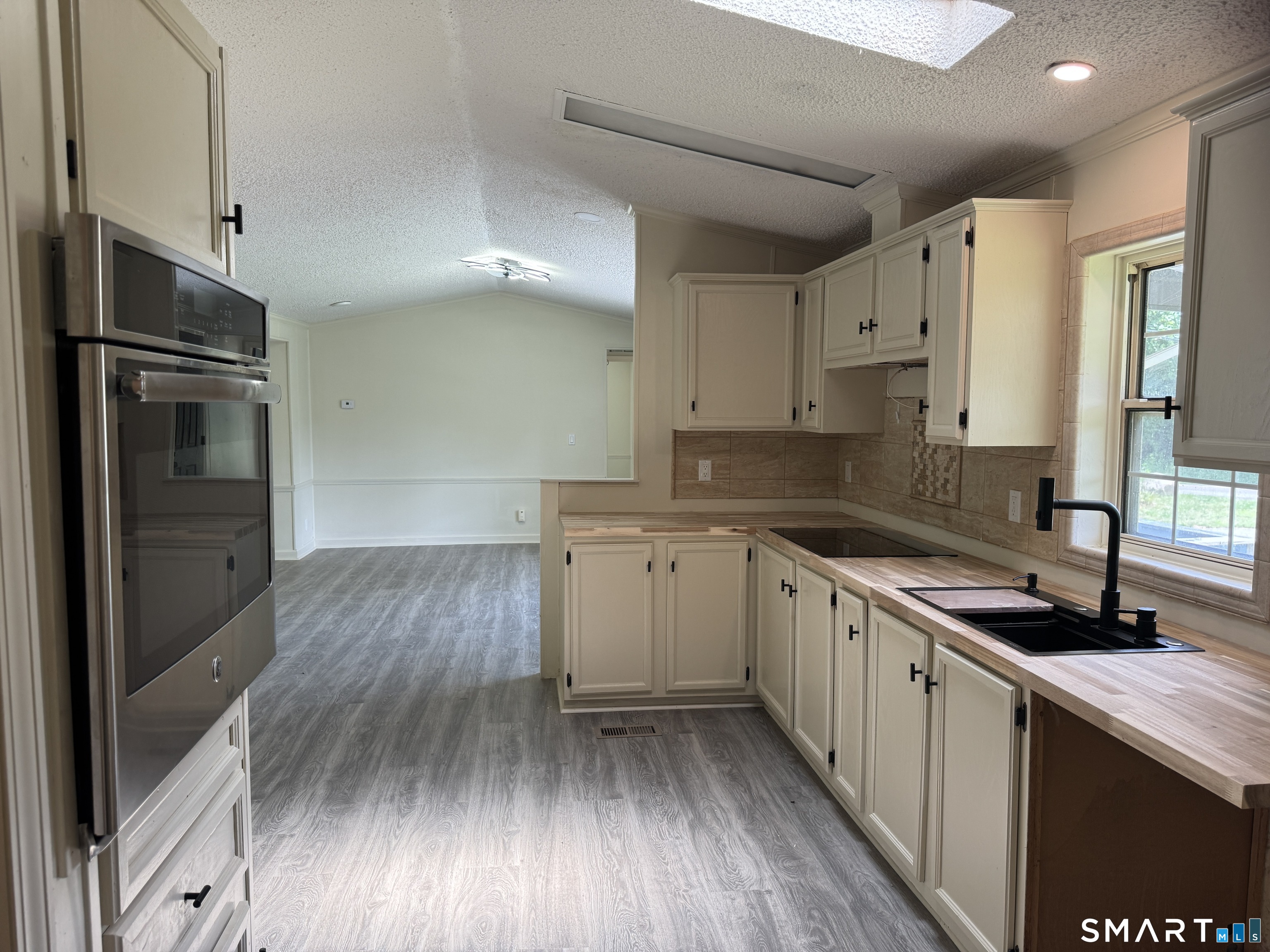 130 Williams Road Montville CT 06370