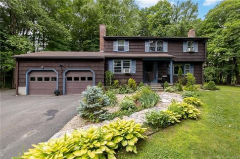 24 Topfield Road Danbury CT 06811