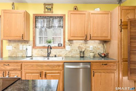 76 Mahoney Road Colchester CT 06415