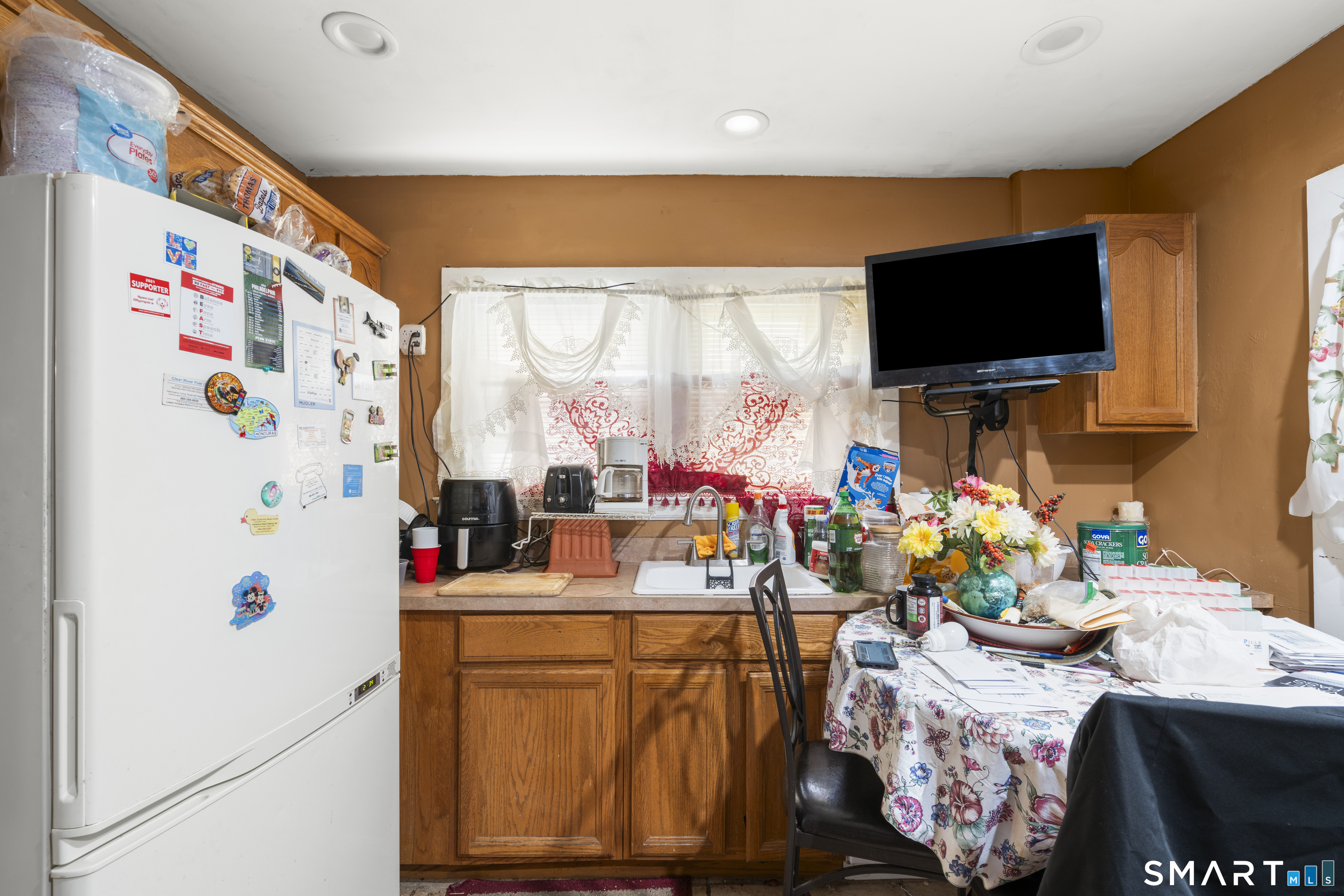 61 Elmer Street East Hartford CT 06108