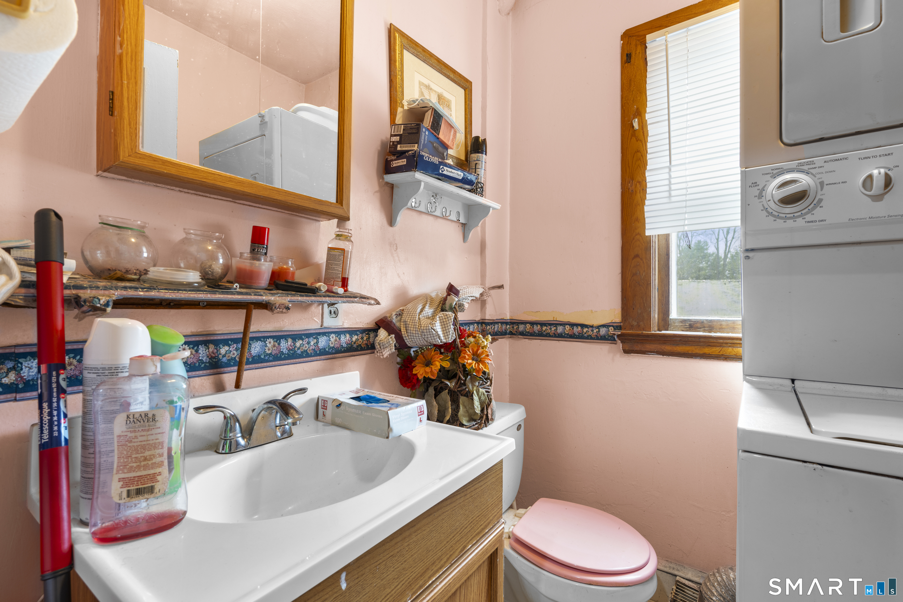 61 Elmer Street East Hartford CT 06108