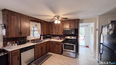 2 Catherine Road Stafford CT 06076