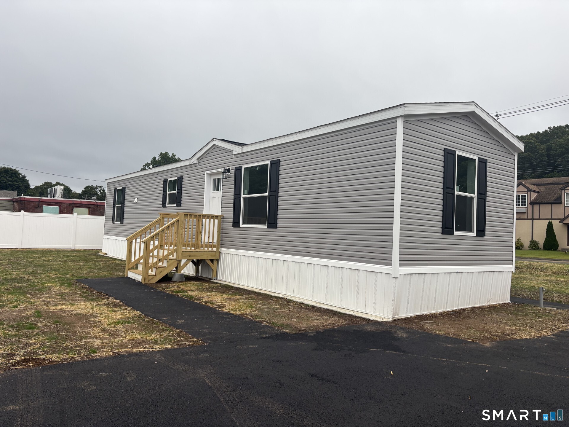 1251-4 Old Colony Road Wallingford CT 06492
