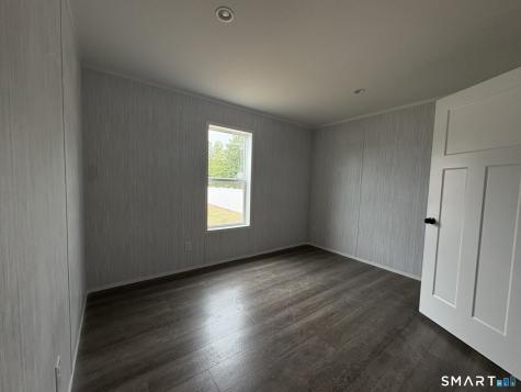 1251-4 Old Colony Road Wallingford CT 06492