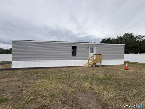 1251-4 Old Colony Road Wallingford CT 06492