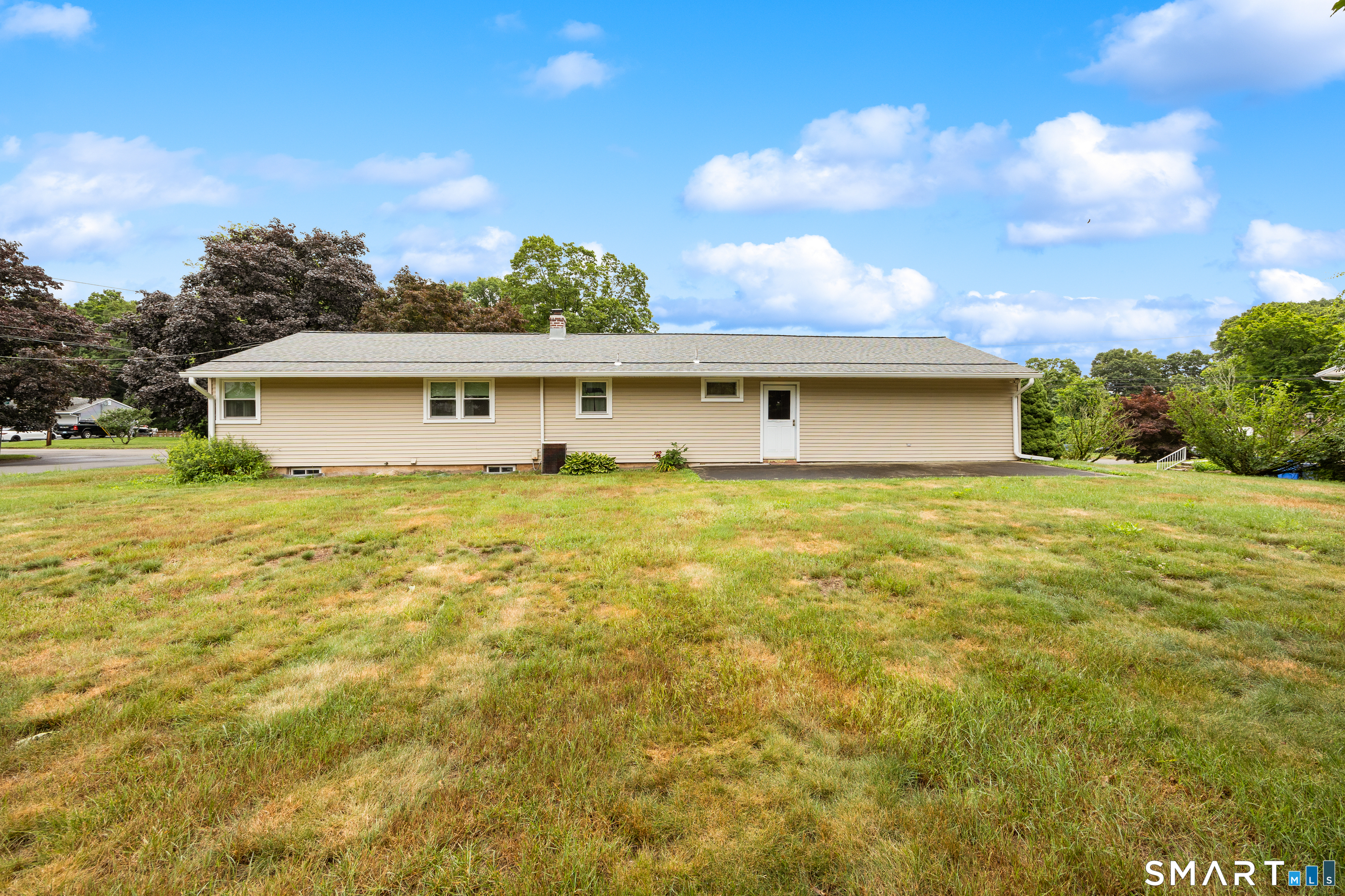 138 Magee Drive Hamden CT 06514