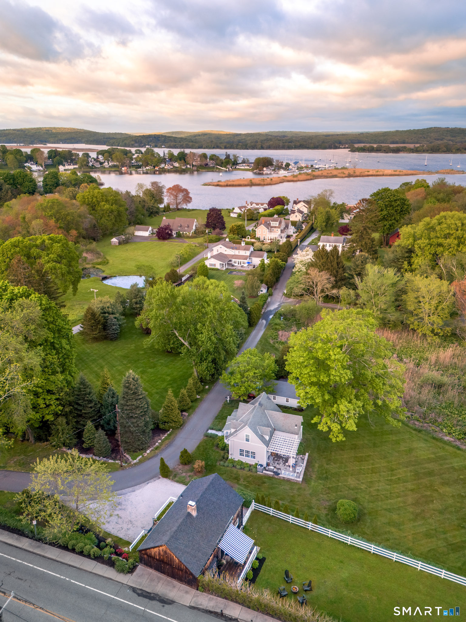 1 Benson Lane Essex CT 06426