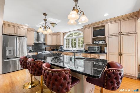 650 Racebrook Road Orange CT 06477