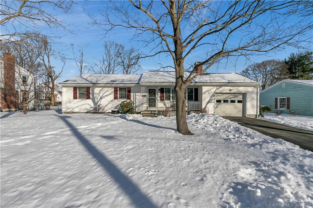 10 Captains Walk Clinton CT 06413