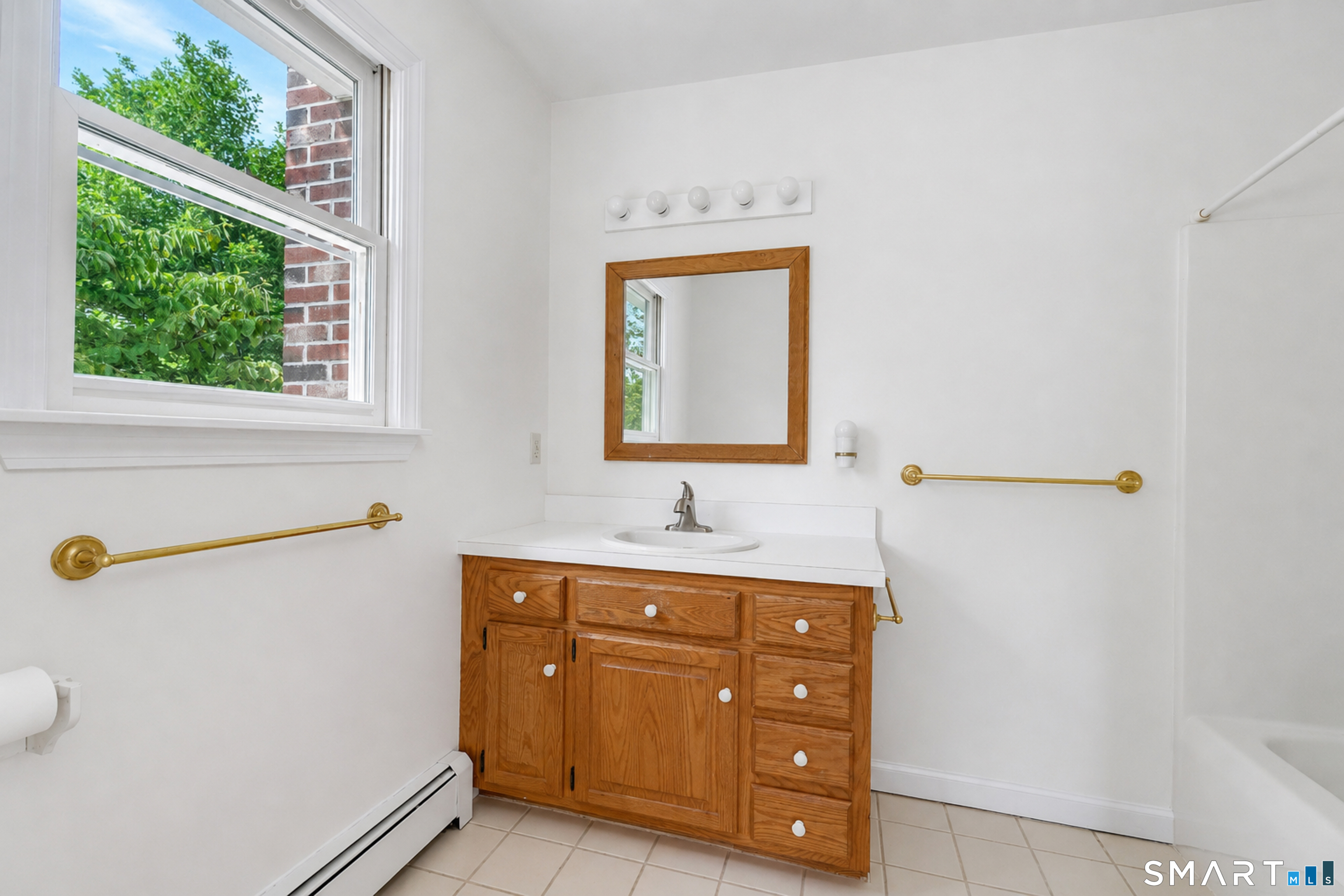 41 Ocean View Avenue Groton CT 06355