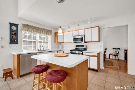 62 Greenview Terrace Middletown CT 06457