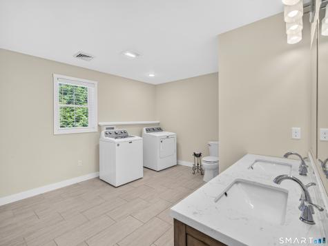 48 Quarry Road Waterford CT 06385