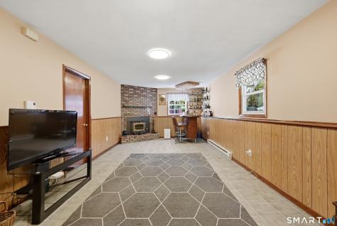 2 Ken Oaks Drive Danbury CT 06810
